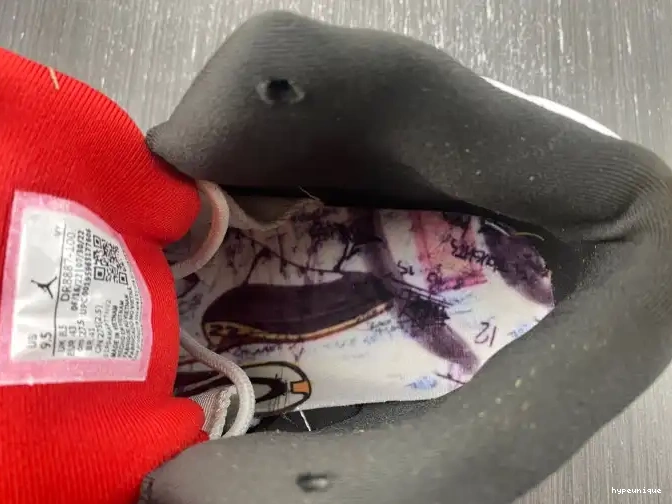 HYPE Years Air Jordan in China 25 DR8887-100 12 0608